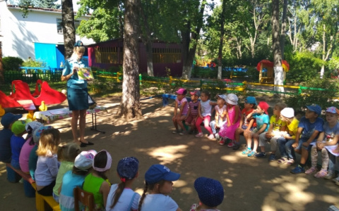 Владимирские спасатели пытаются «склонить» дошкольников на свою сторону