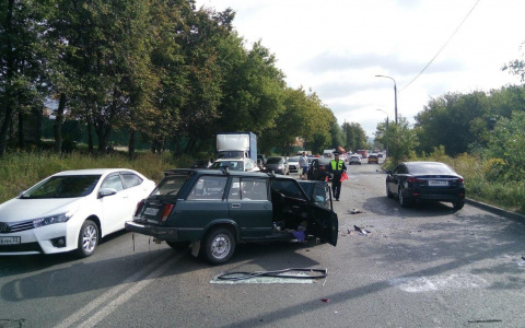 На "Рокадке" произошло ДТП с участием 4 авто