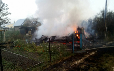 На пепелище в Ковровском районе обнаружен труп мужчины