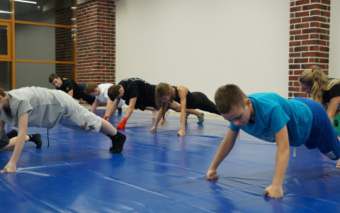 Стало известно, сколько тратят россияне на дополнительное образование детей