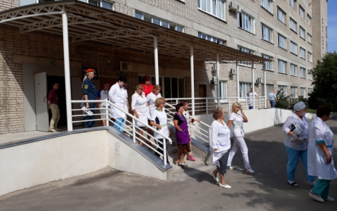 Из владимирской больницы №5 эвакуировали персонал и пациентов