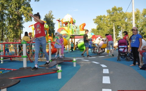 В Оргтруде открыли элитный детский городок