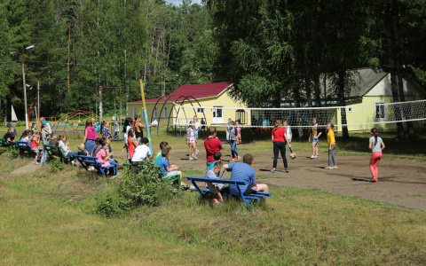 Владимирцам уже сейчас предлагают записать ребенка в лагерь