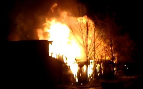 Житель Петушков пострадал во время ночного пожара