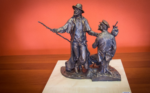 Во Владимире открыли памятник провинциальным актерам (видео)