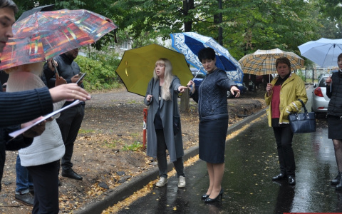 Общественники проверили благоустройство дворов Владимира