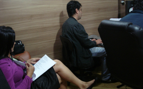 Путин призвал решить проблему гендерного неравенства