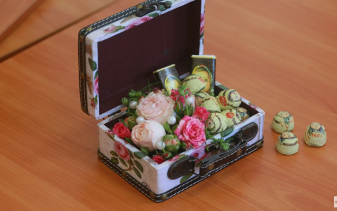 Владимирцы возмущены: учительнице не нравятся подарки от родителей учеников