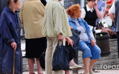 Госдума одобрила уголовное наказание за увольнение предпенсионеров‍