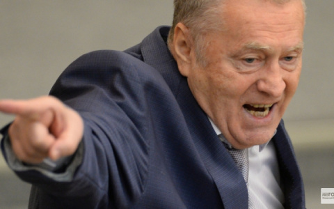 Жириновский: "Владимира Сипягина пытаются спеленать по рукам и ногам"