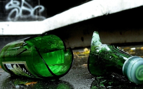 Владимирец во время распития спиртного всадил другу в шею осколок бутылки