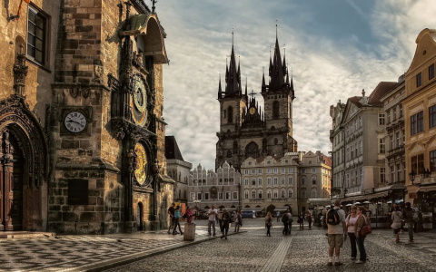 Прага экскурсионная: знаменитые церкви и замки