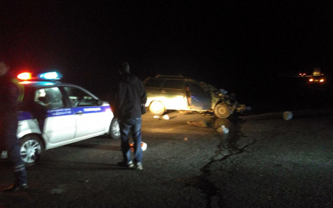 Ночью под Владимиром тягач столкнулся с легковым авто, есть пострадавшие