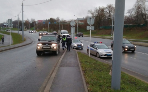 Сегодня утром на Лыбедской магистрали сбили 13-летнюю девочку