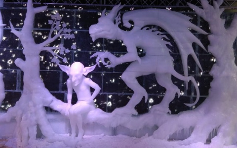 Ледяные скульптуры владимирского мастера появились в музее Брюгге