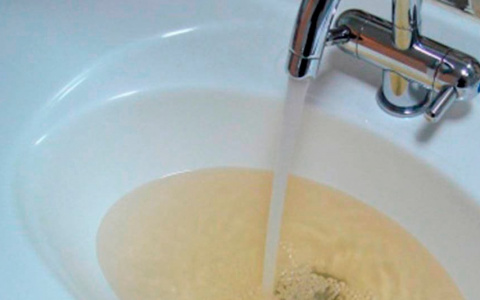 Органики и нефти нет: Роспотребнадзор отчитался о первых проверках воды