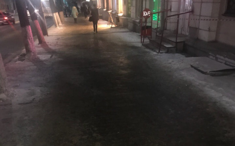 "На улице сплошной каток!": владимирцы жалуются на гололед