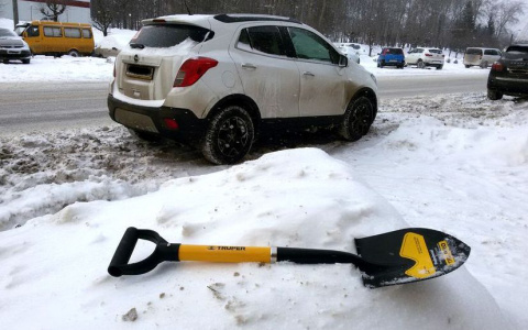 В Коврове жестоко избили лопатой дедушку за неправильную парковку