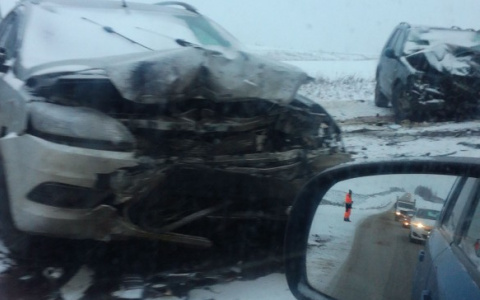 Жуткая авария с погибшими, опасные новогодние продукты и топ красоток: новости Владимира за 22 декабря