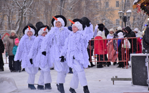 Зимняя олимпиада и Новый год на Мира: афиша народных гуляний на 3-4 января