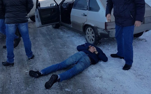 Во Владимире возле железной дороги поймали юного «закладчика»