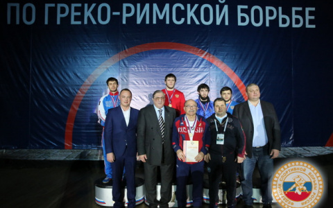 Владимирский борец покоряет Россию: Абуязид Манцигов взял очередное золото