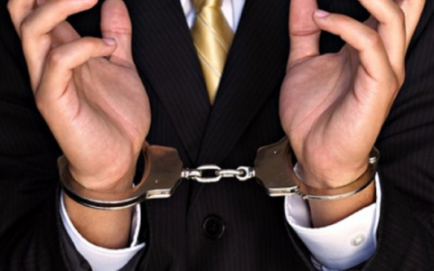 Владимирец, пообещавший матери освободить сына из тюрьмы, сядет надолго