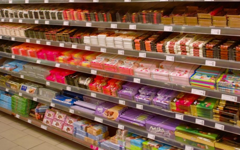 Владимирцев предупредили о фальшивой продукции "Милка" на прилавках