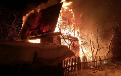 На пожаре под Владимиром обгорел пожилой мужчина