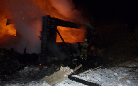 Ночью в Судогодском районе сгорел дотла жилой дом