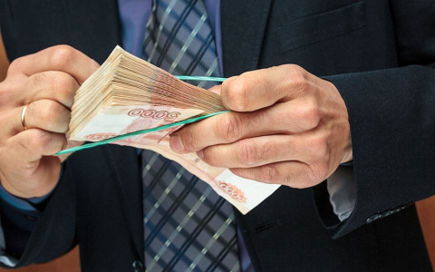 Ковровчанин вынудил парня признаться на камеру в распространении наркотиков