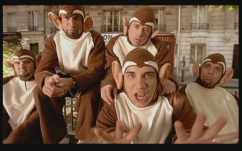 Тест дня: угадайте культовую песню по кадру из клипа