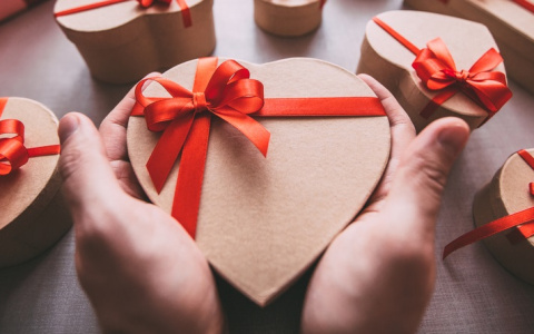 Топ 10 неожиданных и небанальных подарков на 14 февраля