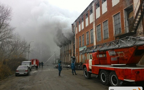 Миллионы на восстановление: сгоревшую в Вязниках фабрику пытаются «поднять»