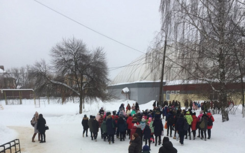 Эвакуирована 23 школа. Лжетеррористы продолжают "минировать" Владимир