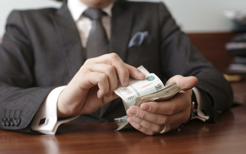 В Петушках экс-лесничий, бравший взятки, отделался условным сроком