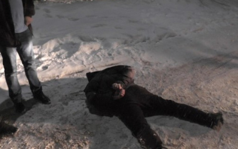 Во Владимире около железной дороги поймали очередного наркобарыгу