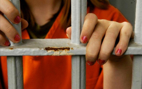 Во Владимире задержана 17-летняя "закладчица" наркотиков