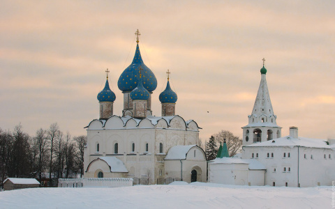 Многие россияне решили провести День влюбленных в Суздале