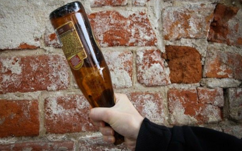 Во Владимире вязниковец ударил "приятеля" бутылкой и ограбил