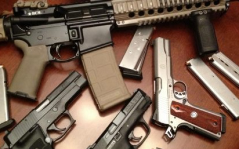 Владимирцам настоятельно рекомендуют добровольно сдать оружие и боеприпасы