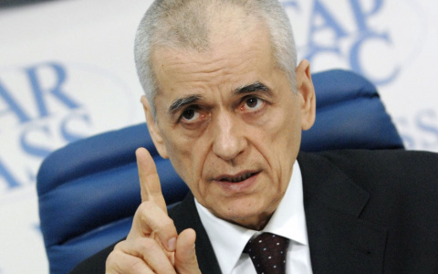 Онищенко потребовал уволить владимирскую чиновницу за ее высказывания