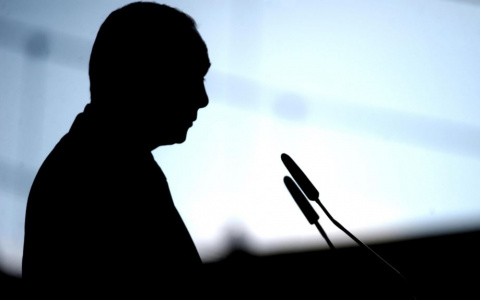 Тест дня: попробуйте угадать персонажа лишь по его силуэту