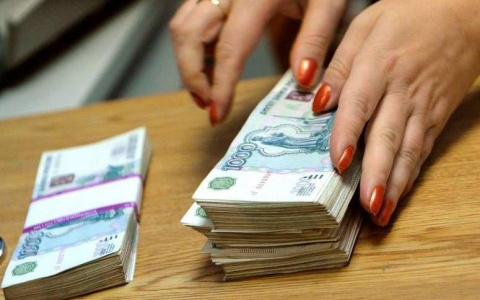 24-летняя начальница "Почты России" наворовала пенсий на 142 тысячи рублей