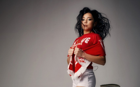 Красотка из Владимира сражается за победу в конкурсе "Мисс Спартак"