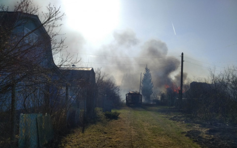 В Гороховецком районе горели дачные дома