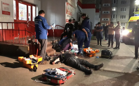 Трое мужчин устроили поножовщину в Загородном