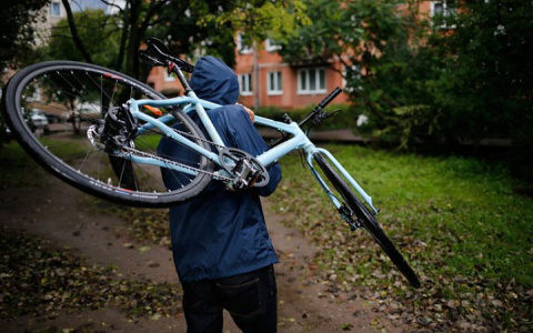 38-летняя ковровчанка пыталась уехать на чужом детском велосипеде