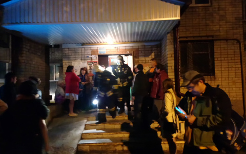 Владимирские пожарные спасли 15 человек на Ново-Ямской