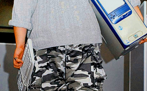 Владимирец проник в общежитие и стащил чужой компьютер